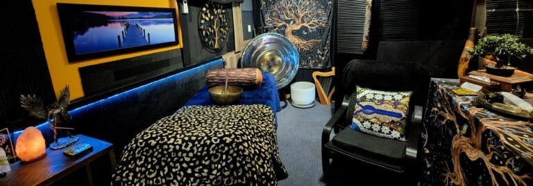 Foundation to Wellness - High Vibrational Speciality Store infused with a Holistic Wellness Centre* Crystals / Holistic Wellness/Therapy / Traditional / Alternative & Metaphysical